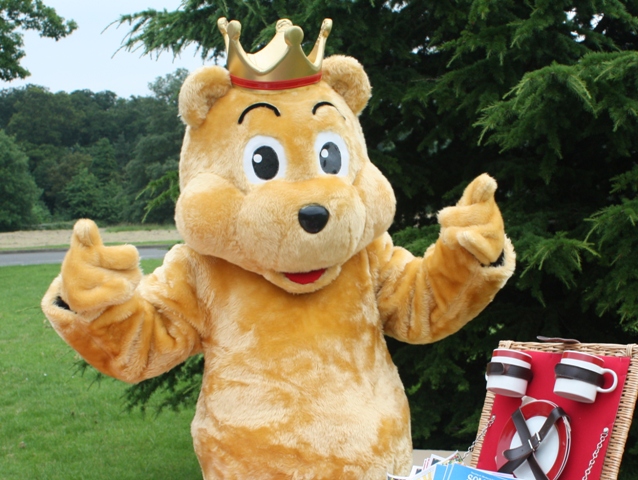 Family festival fun with POM-BEAR this summer